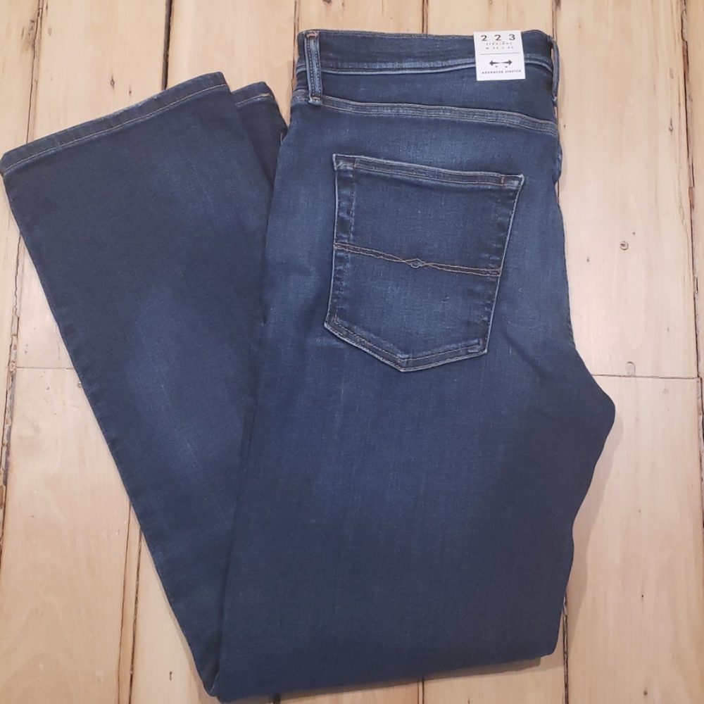 Lucky Brand straight leg jeans